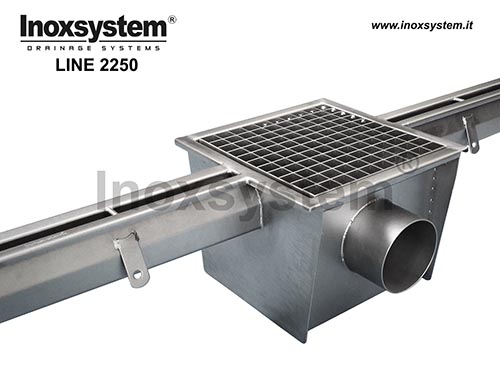 standard stainless steel slot channel with grated gully, siphoned outlet and removable filter basket