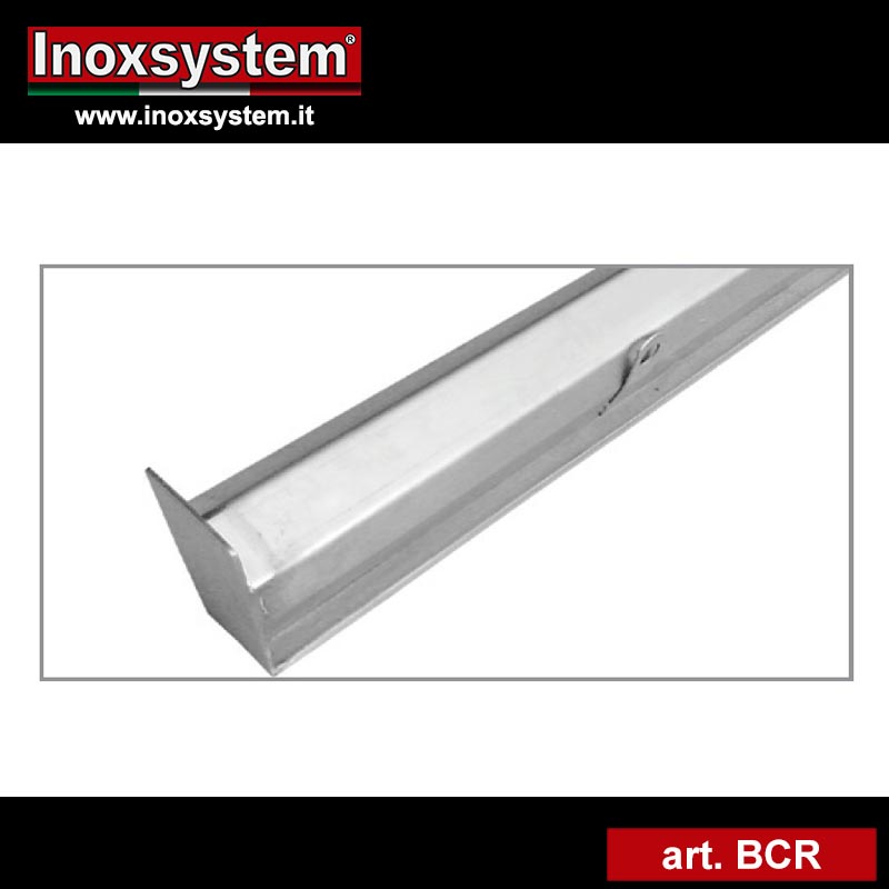 Particular Reinforced edges filled with epoxy resin - Load class D400 See page 3